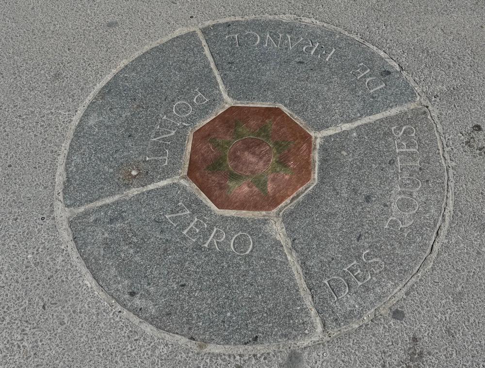 The point zero of France, on the Île de la Cité