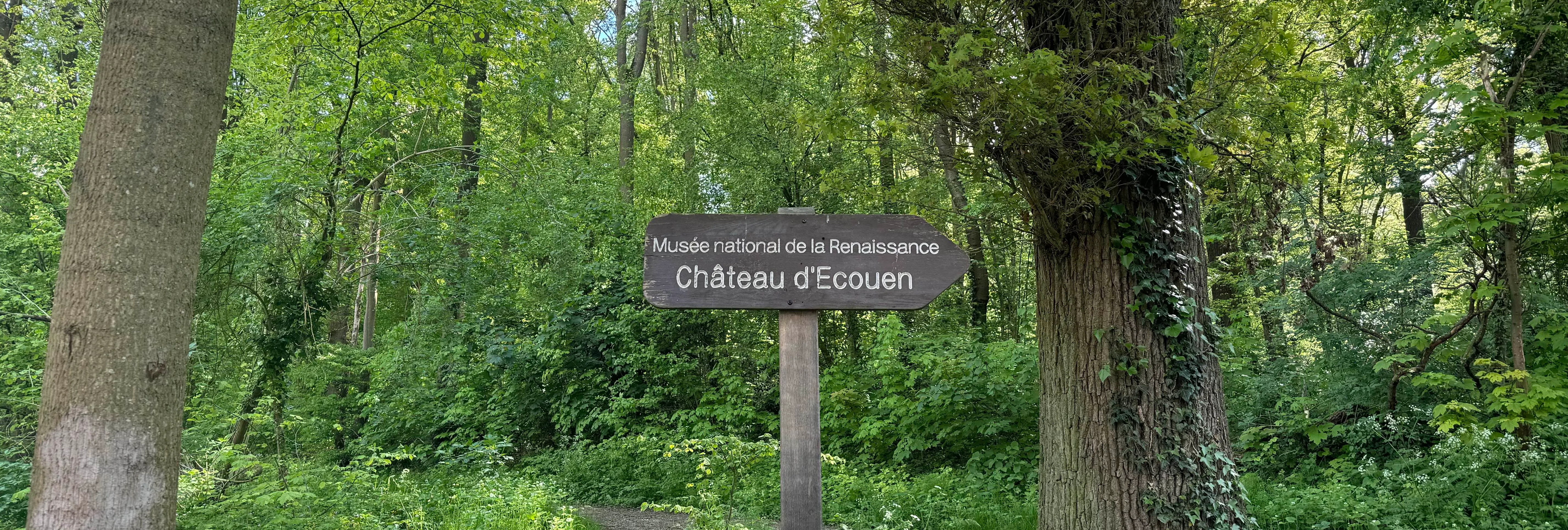 musée national de la renaissance, château d&#x27;ecouen sign