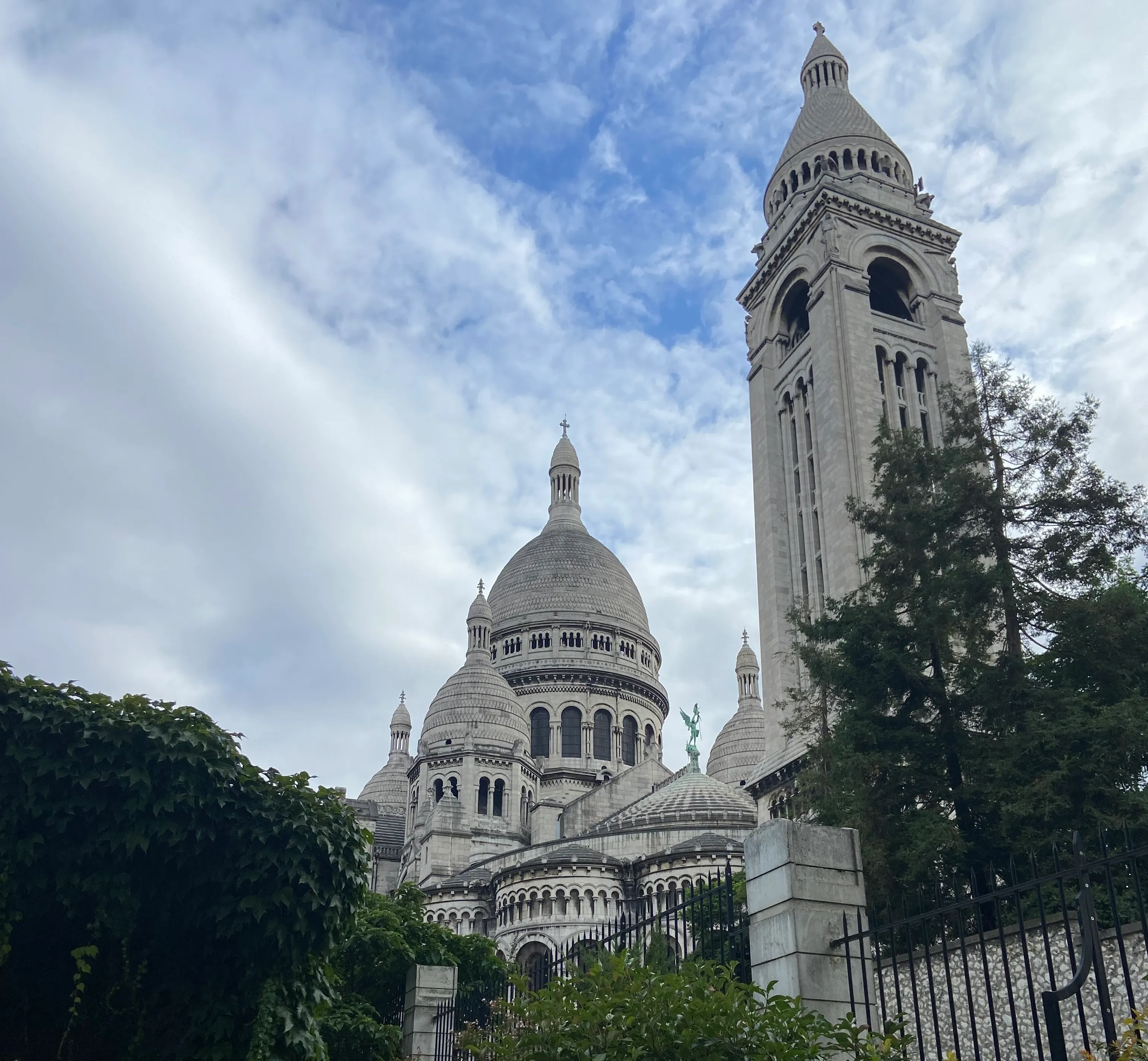 a view of the sacre cœur from this park